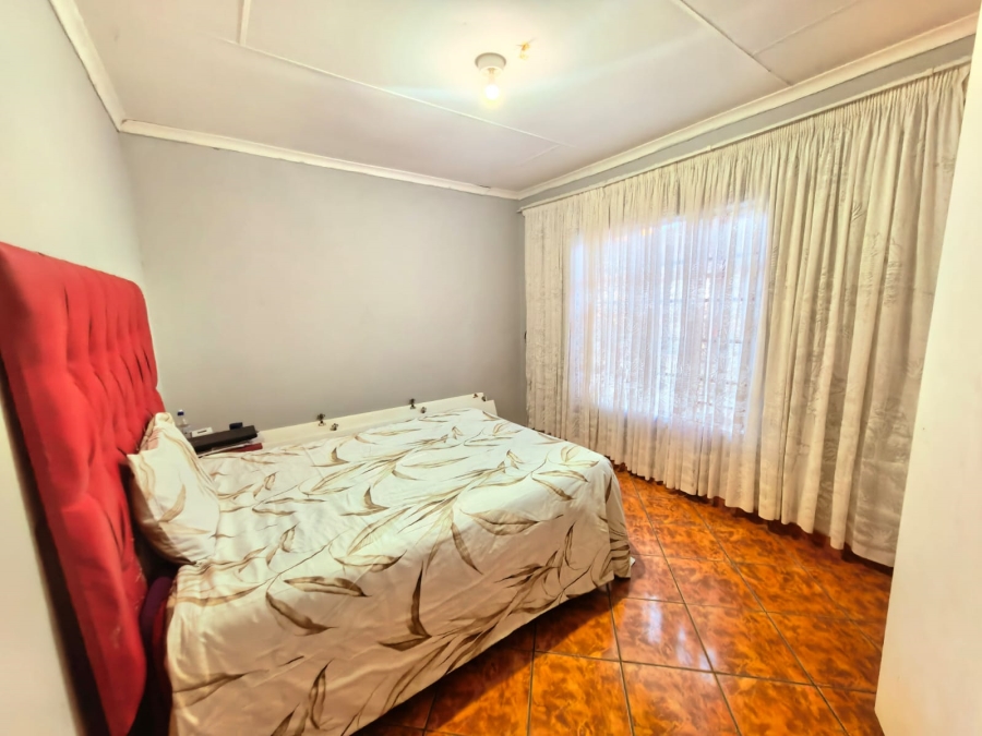 3 Bedroom Property for Sale in Geelhoutpark North West